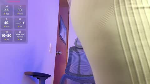 Samantha Ros online show from May 15, 1:29 pm