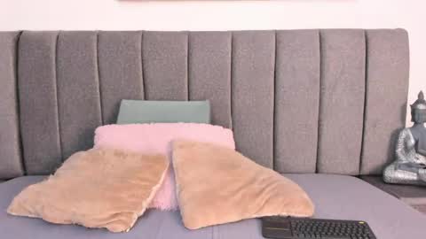 Snapshot of samantha_stan chatting on May 15, 11:50 am Sami online show from May 15, 11:50 am