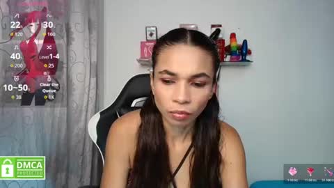 Snapshot of samanthaa_queen chatting on June 10, 11:53 am sam online show from June 10, 11:53 am
