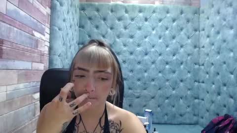 Snapshot of samanthaa_smitth chatting on September 21, 3:52 am Samantha Smitth online show from September 21, 3:52 am