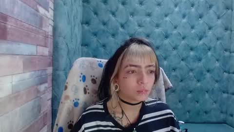 Snapshot of samanthaa_smitth chatting on October 8, 3:59 am Samantha Smitth online show from October 8, 3:59 am