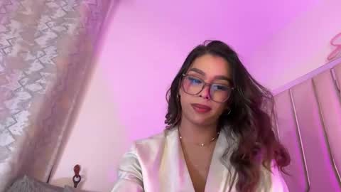 Snapshot of samanthabernardo_ chatting on March 3, 3:45 am Samantha Bernardo online show from March 3, 3:45 am