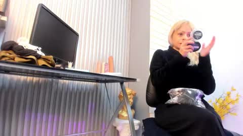 samanthajonexxx online show from February 24, 3:21 pm