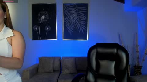 Snapshot of samanthaklein_ chatting on December 7, 3:36 am Samantha Klein online show from December 7, 3:36 am