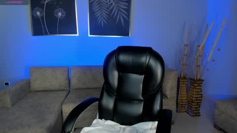 Snapshot of samanthaklein_ chatting on January 28, 3:47 am Samantha Klein online show from January 28, 3:47 am