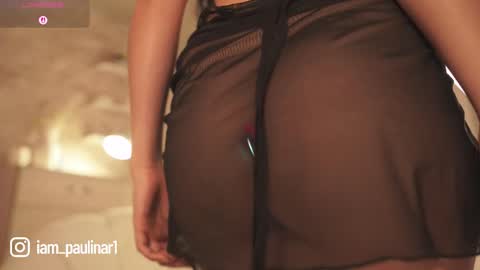Snapshot of samanthalavey_ chatting on March 15, 6:25 pm paulina rios online show from March 15, 6:25 pm
