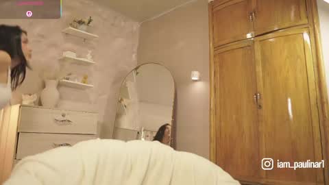 Snapshot of samanthalavey_ chatting on April 19, 12:59 pm paulina rios online show from April 19, 12:59 pm