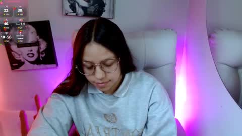 Snapshot of samantharoldan chatting on February 23, 3:42 pm Samantha online show from February 23, 3:42 pm