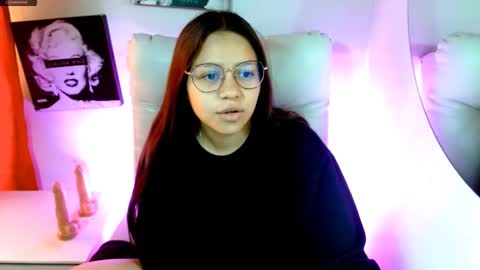 Snapshot of samantharoldan chatting on February 25, 2:37 pm Samantha online show from February 25, 2:37 pm