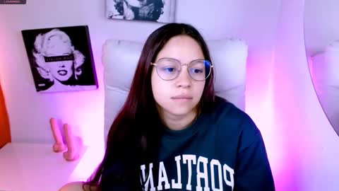 Snapshot of samantharoldan chatting on March 6, 12:56 pm Samantha online show from March 6, 12:56 pm