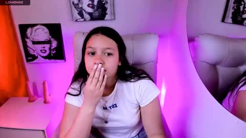 Snapshot of samantharoldan chatting on March 23, 6:23 pm Samantha online show from March 23, 6:23 pm