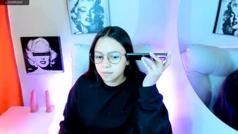 Snapshot of samantharoldan chatting on March 24, 3:28 pm Samantha online show from March 24, 3:28 pm