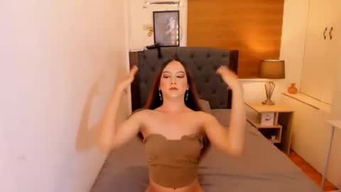 samanthasamson online show from June 4, 8:09 am