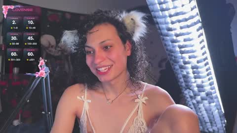 Snapshot of samanthasayten chatting on December 19, 11:46 pm Samantha SayTen online show from December 19, 11:46 pm