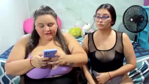 Snapshot of samanthasophie chatting on February 22, 10:31 pm SamanthaSophie online show from February 22, 10:31 pm