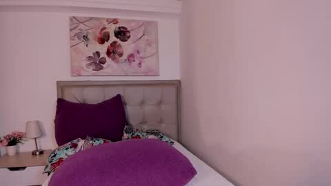Snapshot of samanthatusher chatting on February 13, 9:38 pm Samantha online show from February 13, 9:38 pm