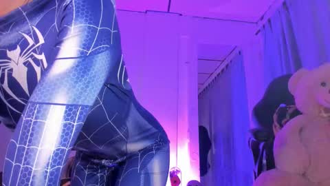 Snapshot of samanthawestx chatting on October 10, 11:48 pm Sam online show from October 10, 11:48 pm