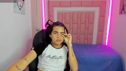 samanthha18 online show from February 6, 9:12 am