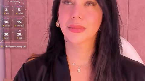 Samara Benazir Alabi online show from October 29, 7:04 pm