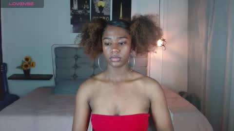 samara_roxx online show from November 15, 12:41 am