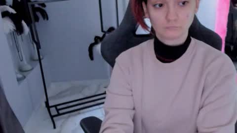 Sam  online show from November 17, 9:15 am