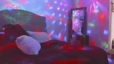 Snapshot of samatha1998 chatting on March 30, 2:56 am Yaya online show from March 30, 2:56 am