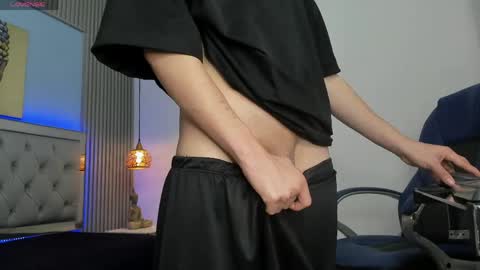 Sam online show from May 21, 1:51 pm