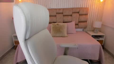 Samanta online show from March 6, 10:41 am