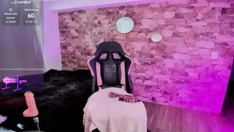 samiacooper25 online show from March 26, 2:11 pm