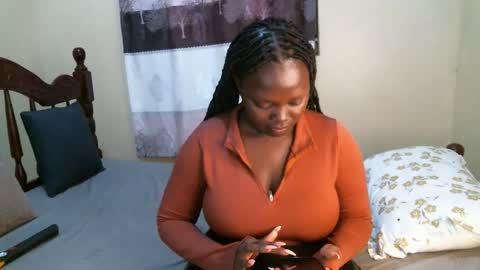 Snapshot of samiagirl22 chatting on September 8, 11:15 pm nina online show from September 8, 11:15 pm