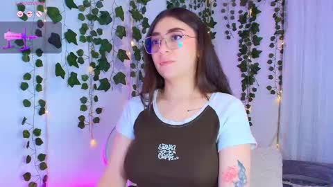 samii evans  online show from October 9, 4:21 am