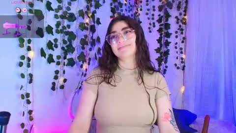 samii evans  online show from October 24, 3:03 am