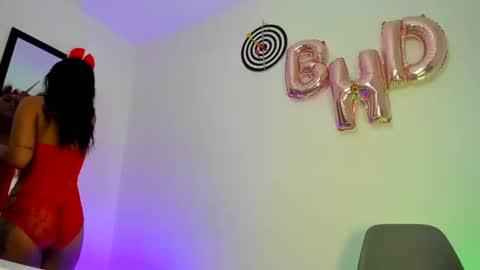 Snapshot of samikiulers chatting on December 30, 12:11 am Sami online show from December 30, 12:11 am