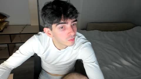 Sam online show from February 4, 4:24 pm