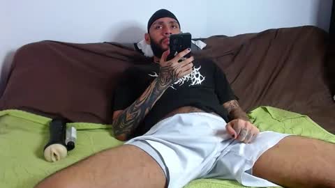 Snapshot of samir_music_ chatting on March 8, 9:40 pm samir_music_ online show from March 8, 9:40 pm