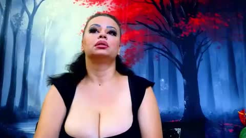 Snapshot of samiraevans chatting on October 16, 10:00 pm online show from October 16, 10:00 pm