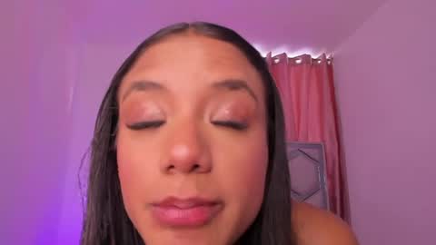 samirose_ online show from May 6, 10:04 pm