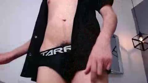 Snapshot of samiwilliams chatting on September 19, 8:09 pm SamiWilliams online show from September 19, 8:09 pm