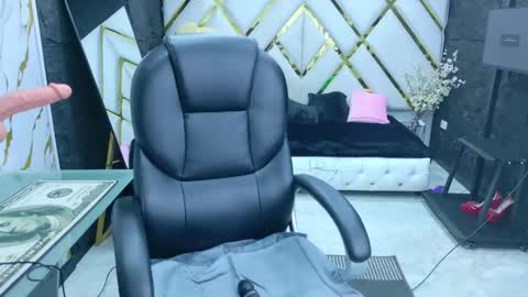 Luisa online show from November 28, 11:13 am