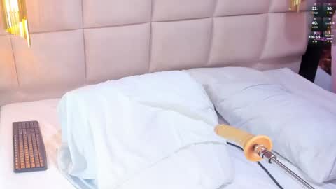 Snapshot of sammy_liz2 chatting on March 6, 2:02 pm sammy_liz2 online show from March 6, 2:02 pm