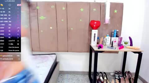  Sammy  online show from February 5, 9:15 am