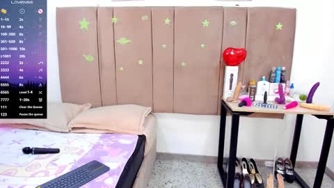  Sammy  online show from February 11, 6:08 am