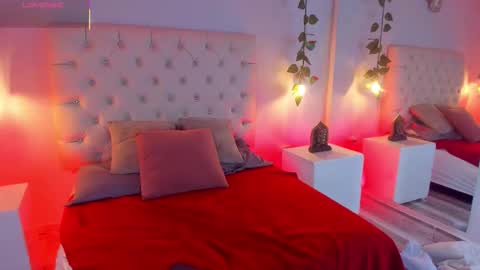 Samantha online show from March 27, 7:36 am