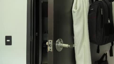 Snapshot of sammy_sophiaa chatting on November 19, 12:32 am Sophia online show from November 19, 12:32 am