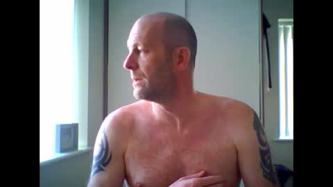 Snapshot of sammyb1821 chatting on January 21, 1:11 pm sammyb1821 online show from January 21, 1:11 pm