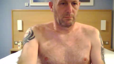 Snapshot of sammyb1821 chatting on February 4, 9:49 am sammyb1821 online show from February 4, 9:49 am