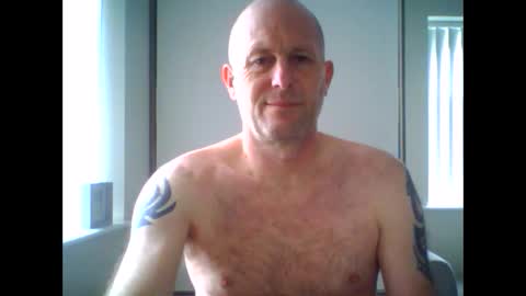 Snapshot of sammyb1821 chatting on February 7, 9:26 am sammyb1821 online show from February 7, 9:26 am