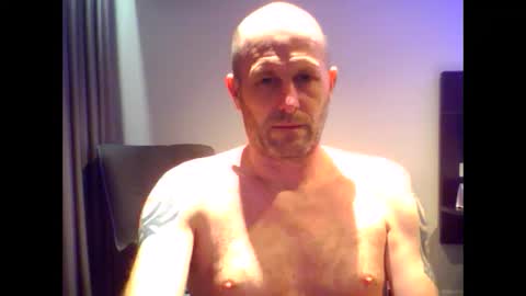 Snapshot of sammyb1821 chatting on February 11, 8:31 pm sammyb1821 online show from February 11, 8:31 pm