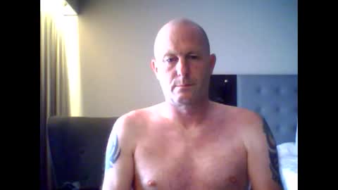Snapshot of sammyb1821 chatting on October 2, 7:37 am sammyb1821 online show from October 2, 7:37 am