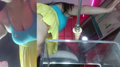 Snapshot of sammyevanss__ chatting on April 12, 1:05 pm SAMMY online show from April 12, 1:05 pm